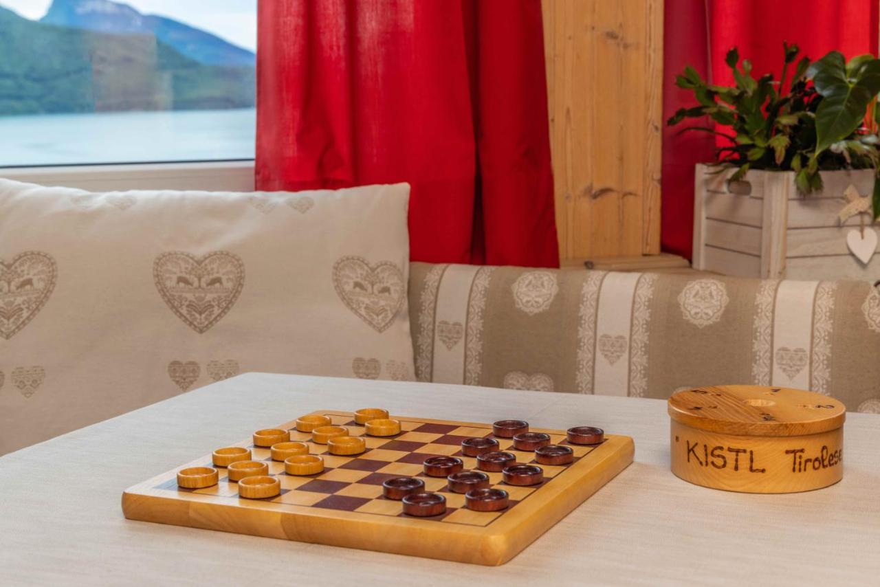 Hotel Londra Slow Living Molveno Esterno foto