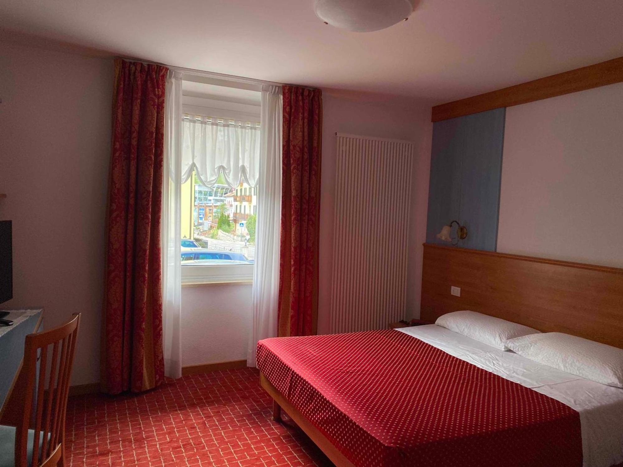 Hotel Londra Slow Living Molveno Esterno foto