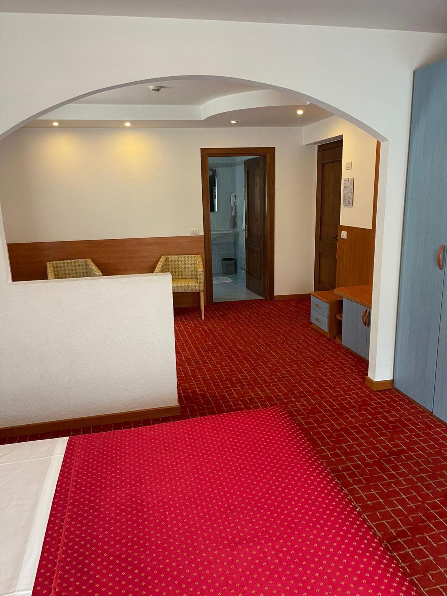 Hotel Londra Slow Living Molveno Esterno foto