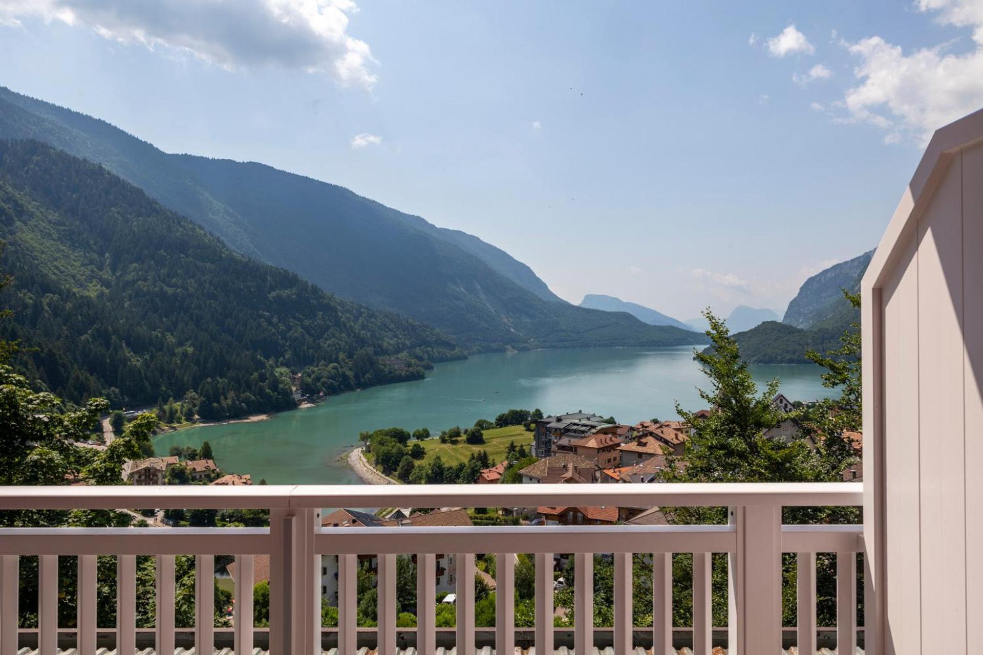 Hotel Londra Slow Living Molveno Esterno foto